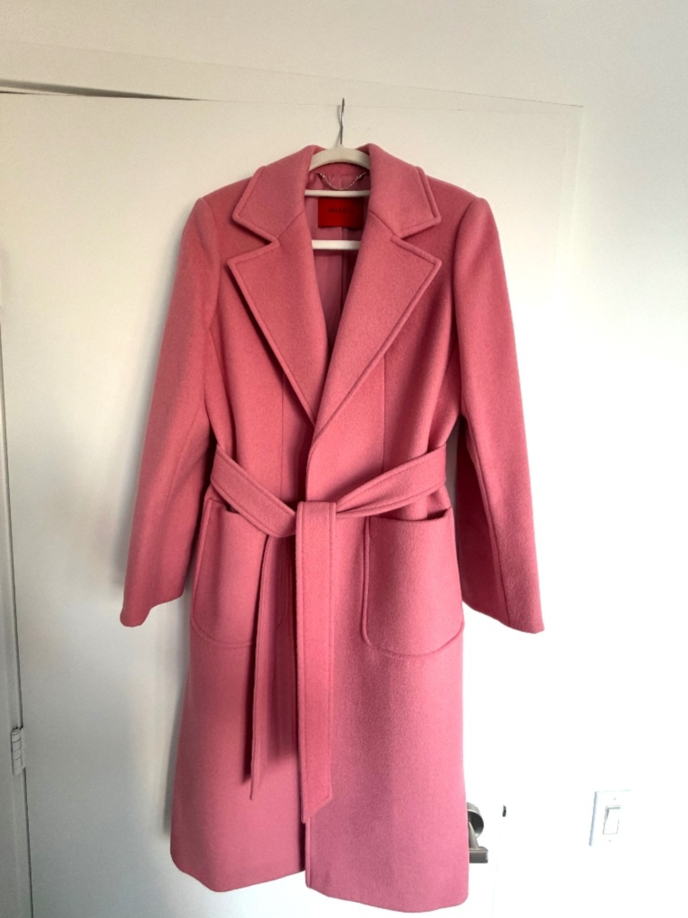 Beautiful MAX&Co 100% wool coat in a rich rosy pink shade